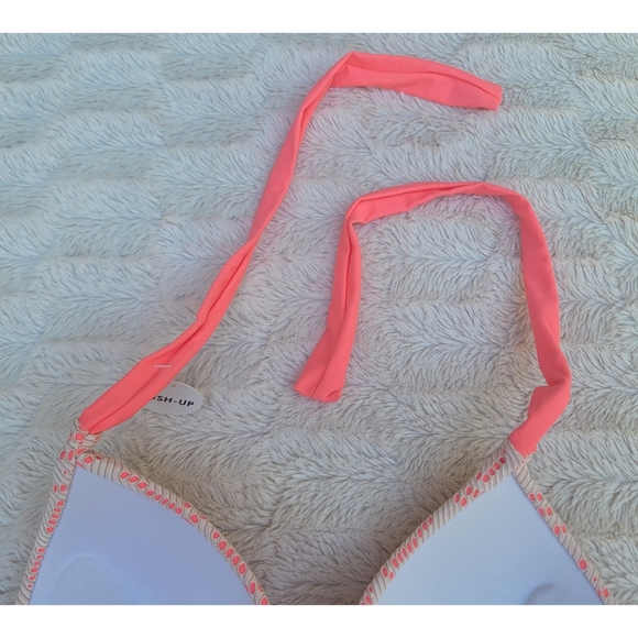 NEW Hula Honey Ginger Crochet Halter Push-Up Bikini Top - Picture 15 of 16